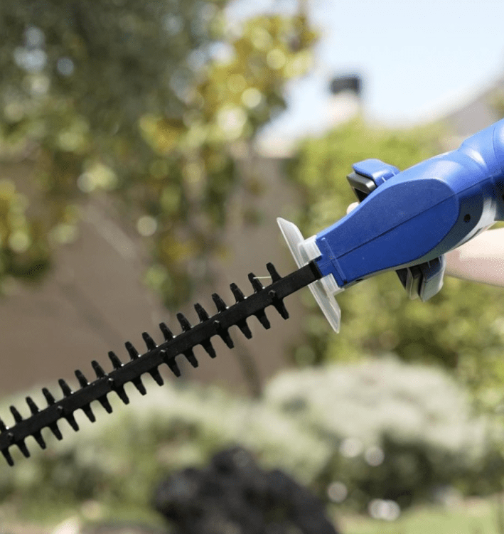 técnicas de poda con un cortasetos eléctrico a cable